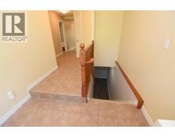 132 CLOUGH Crescent - 5