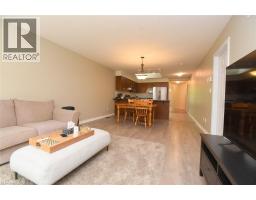 132 CLOUGH Crescent - 8