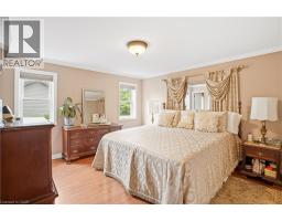 15 HOPE Avenue - 16