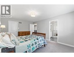 22 SPRING CREEK Drive UnitNo. 33 - 25