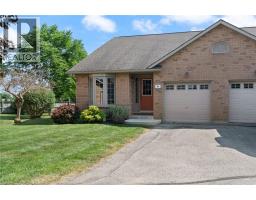 19 SOMERSET Drive UnitNo. 16 - 31