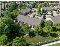 19 SOMERSET Drive UnitNo. 16 - 4