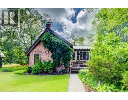 294 HURON Road - 3