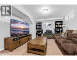386 HIGHLAND Road W UnitNo. 32 - 27
