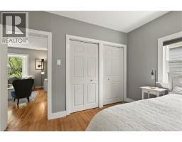 7 EAST Street N - 17