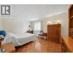 2320 MIDDLESMOOR Crescent - 34