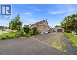 41 WORSLEY Road - 4