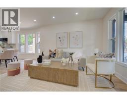 26 RICHARDSON Street - 7