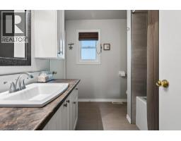 55 KERMAN Avenue UnitNo. 55 - 13