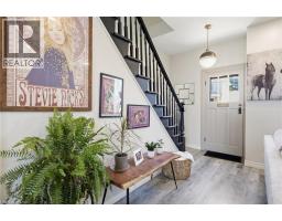 520 ELMA Street W - 8