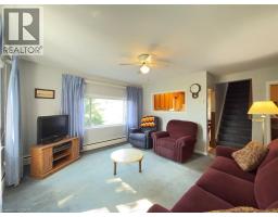 39 KING Street S - 8