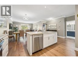 20 ISHERWOOD Avenue UnitNo. 11 - 14