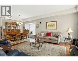 31 SPENCER Crescent - 13