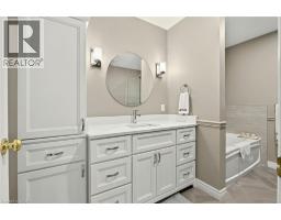 31 SPENCER Crescent - 28
