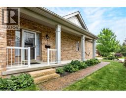31 SPENCER Crescent - 4