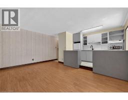 40 ROBINSON Street UnitNo. 209 - 16