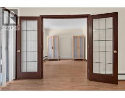 40 ROBINSON Street UnitNo. 209 - 23