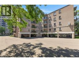 40 ROBINSON Street UnitNo. 209 - 29