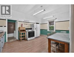 37 PAGE Street - 10