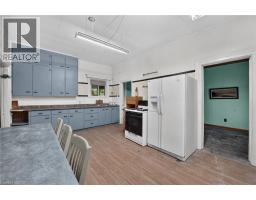 37 PAGE Street - 13
