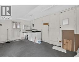 37 PAGE Street - 17