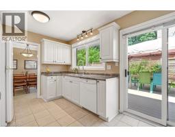 569 PARKSIDE Crescent - 11