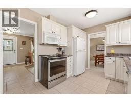 569 PARKSIDE Crescent - 12