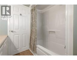 569 PARKSIDE Crescent - 24