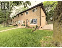 22 RIVERDALE Drive UnitNo. 1 - 1