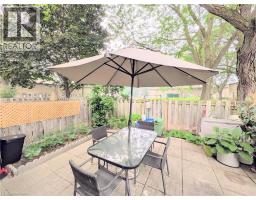 22 RIVERDALE Drive UnitNo. 1 - 25