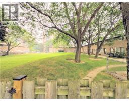 22 RIVERDALE Drive UnitNo. 1 - 26