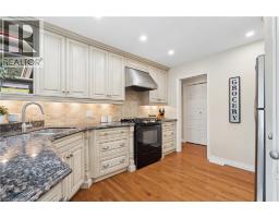 254 SOUTHWOOD Drive - 16