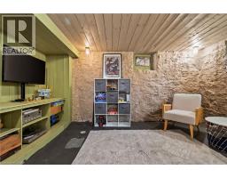 61 MOUNTAIN Avenue - 36