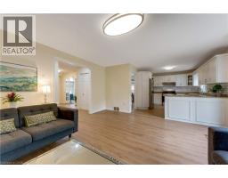 519 YORKSHIRE Drive - 6