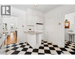 25 W SUFFOLK Street W - 20