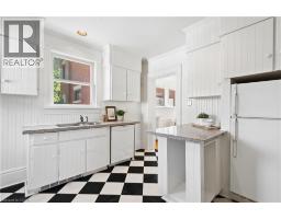 25 W SUFFOLK Street W - 24