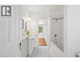 25 W SUFFOLK Street W - 32