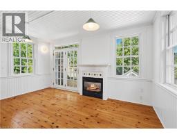 25 W SUFFOLK Street W - 35