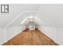 25 W SUFFOLK Street W - 43