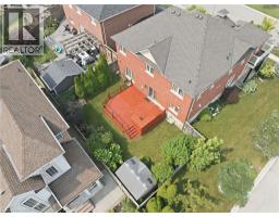 100 SPRINGSTEAD Avenue - 32