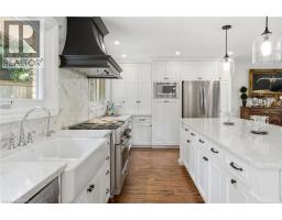 2 JAMESON Drive - 11