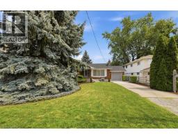 4 CORBETT Avenue - 1