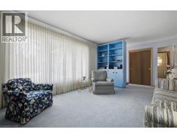 4 CORBETT Avenue - 8