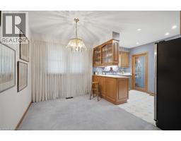 4 CORBETT Avenue - 9
