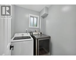 21 EAST BEND Avenue N - 34