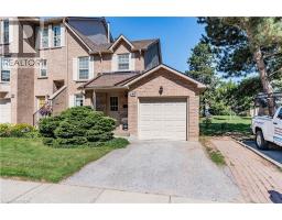 2272 MOWAT Avenue UnitNo. 56 - 1