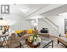 2272 MOWAT Avenue UnitNo. 56 - 21