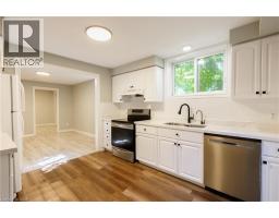 907 DOON VILLAGE Road - 23