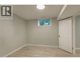 907 DOON VILLAGE Road - 31