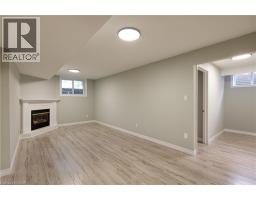 907 DOON VILLAGE Road - 33
